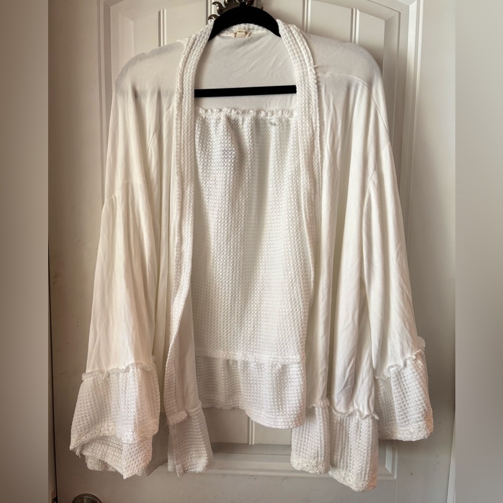POL Cream Open-Front Knit Cardigan with Waffle Texture